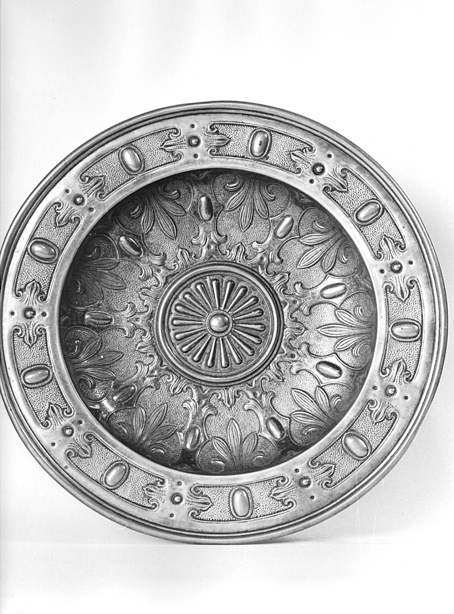 bacile, opera isolata - bottega lombarda (sec. XX)