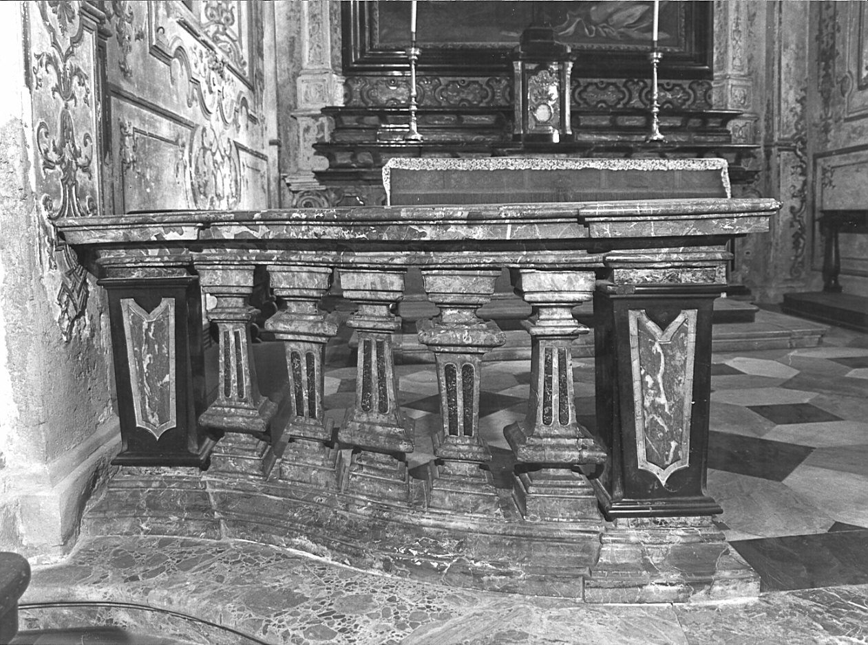 balaustrata di cappella, opera isolata - bottega lombarda (sec. XVIII)
