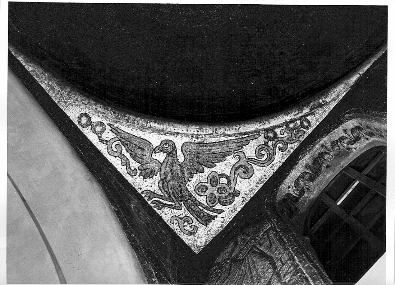 simbolo di San Giovanni Evangelista: aquila (decorazione musiva, elemento d'insieme) di Agazzi Camillo (sec. XIX)