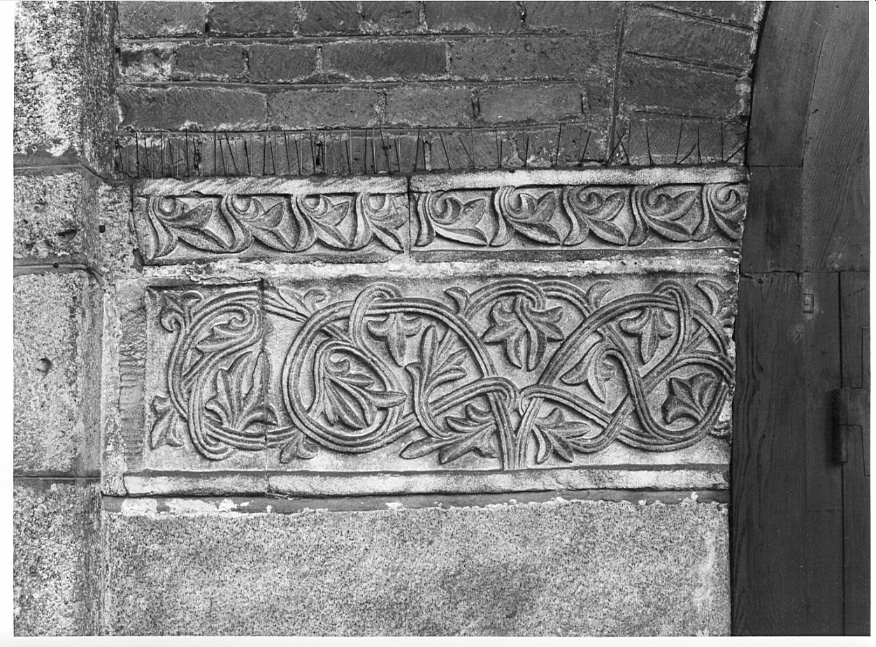 decorazione plastica, opera isolata - bottega lombarda (seconda metà sec. XIX)