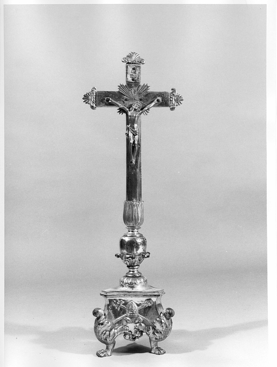croce d'altare, opera isolata - bottega lombarda (fine/inizio secc. XIX/ XX)