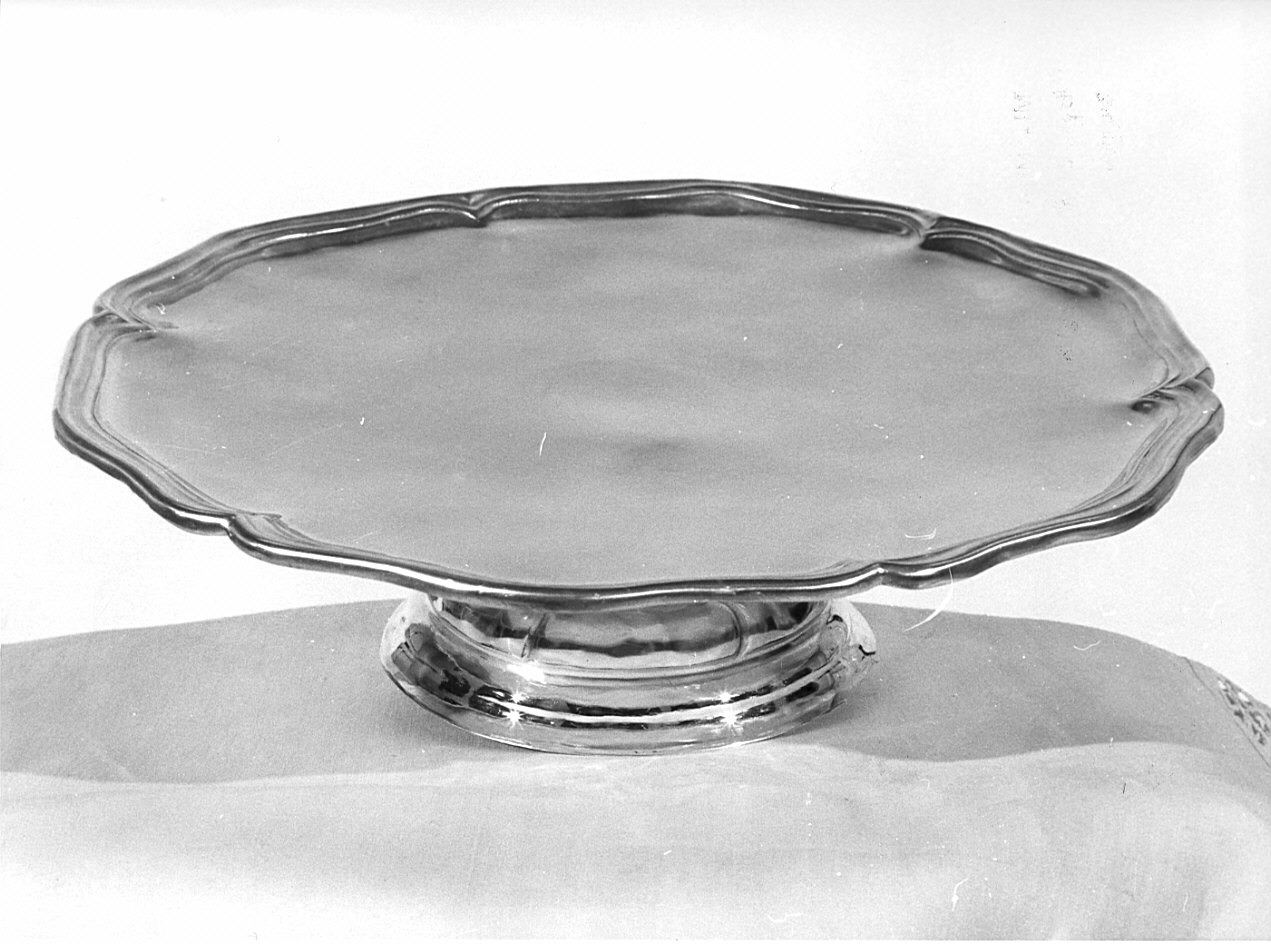 alzata, opera isolata - bottega lombarda (sec. XVIII)