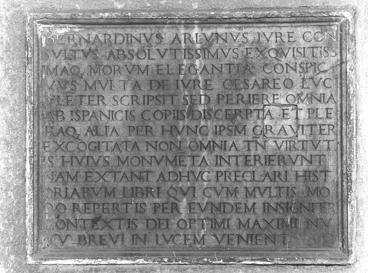 lapide tombale, opera isolata - bottega lombarda (sec. XVI)