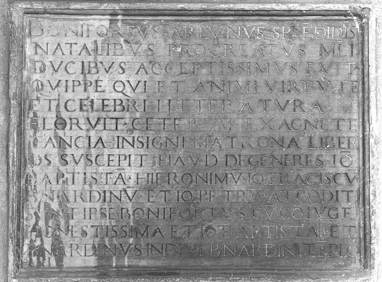 lapide tombale, opera isolata - bottega lombarda (sec. XVI)