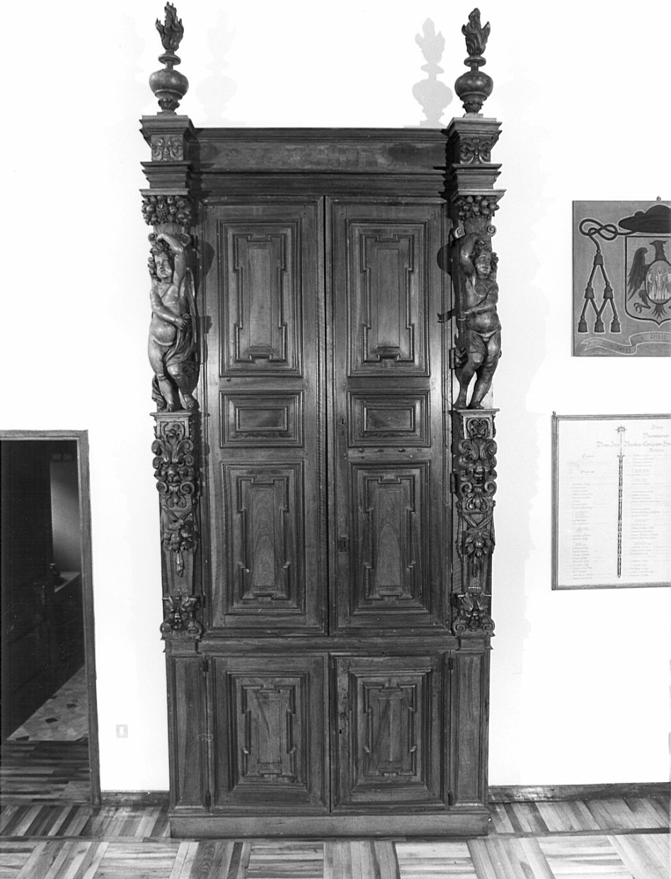armadio da sacrestia, opera isolata - bottega lombarda (seconda metà sec. XVII)