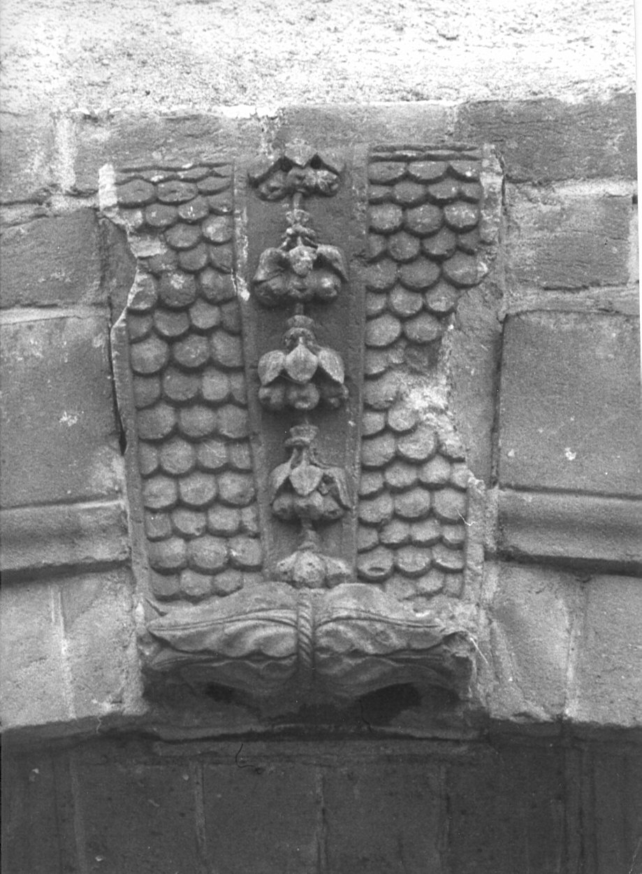 chiave d'arco, insieme di Battista da Mandello, Paolino da Mandello, Vairone Biagio (sec. XV)