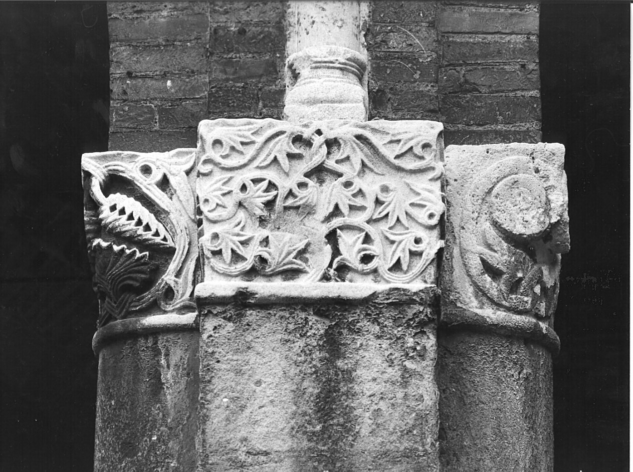capitello, insieme - bottega milanese (sec. XI)