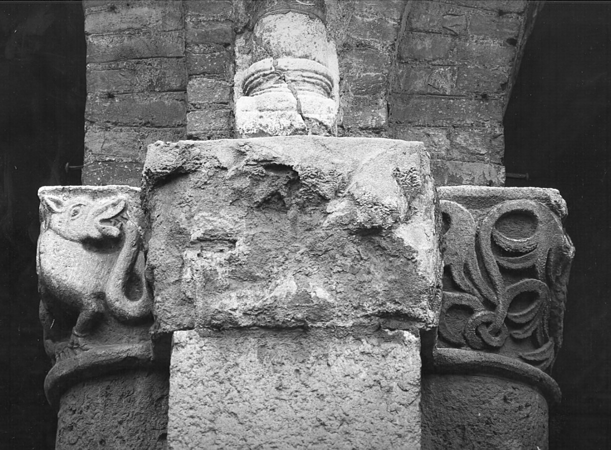 capitello, insieme - bottega milanese (sec. XI)