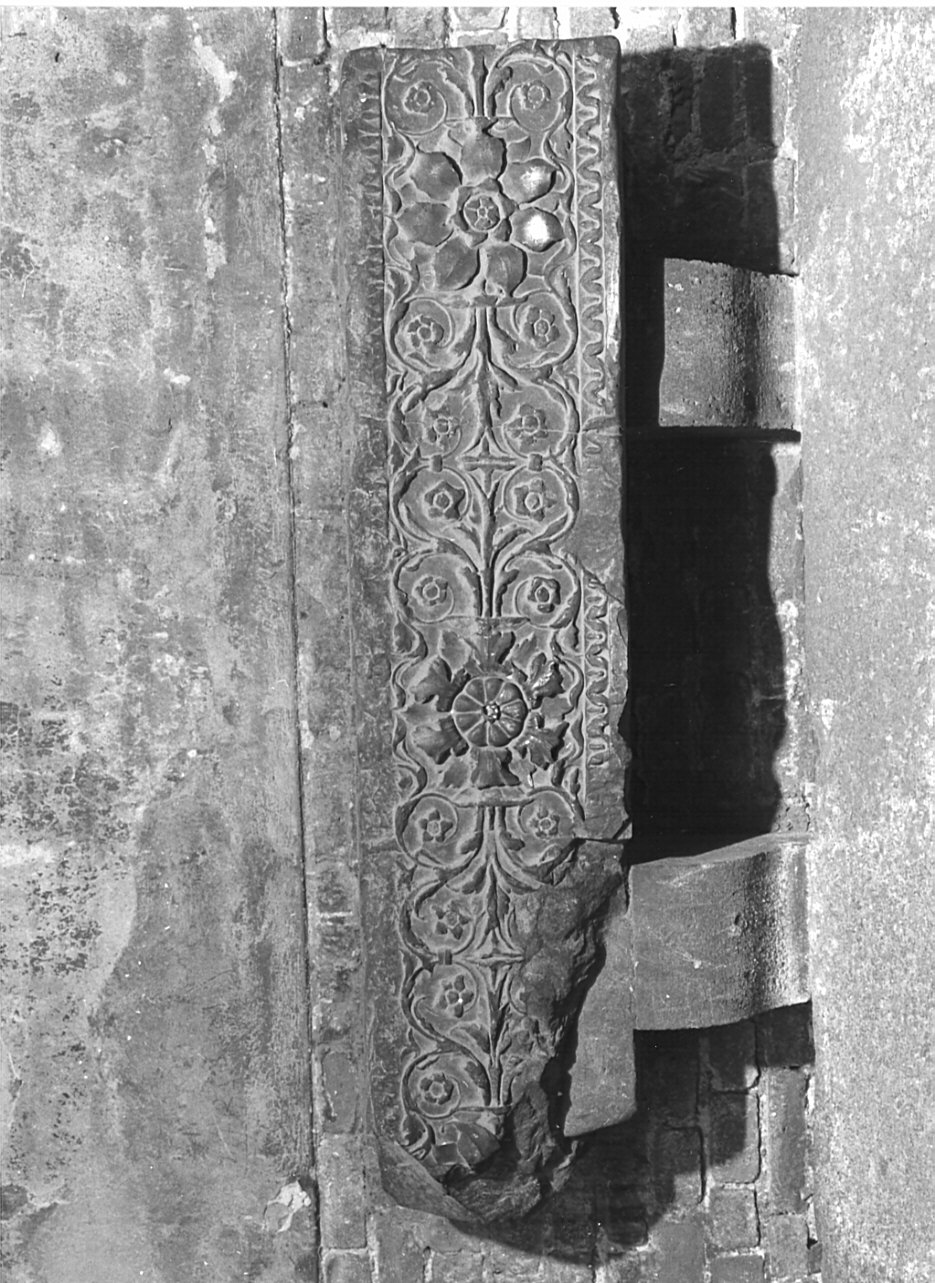 lesena, frammento - bottega lombarda (secc. XIV/ XV)