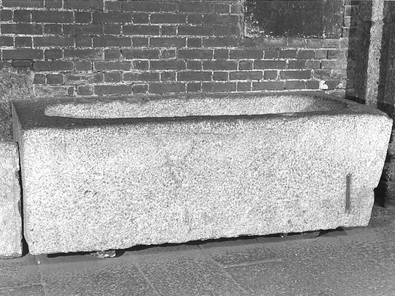 sarcofago, opera isolata - bottega lombarda (sec. XIII)