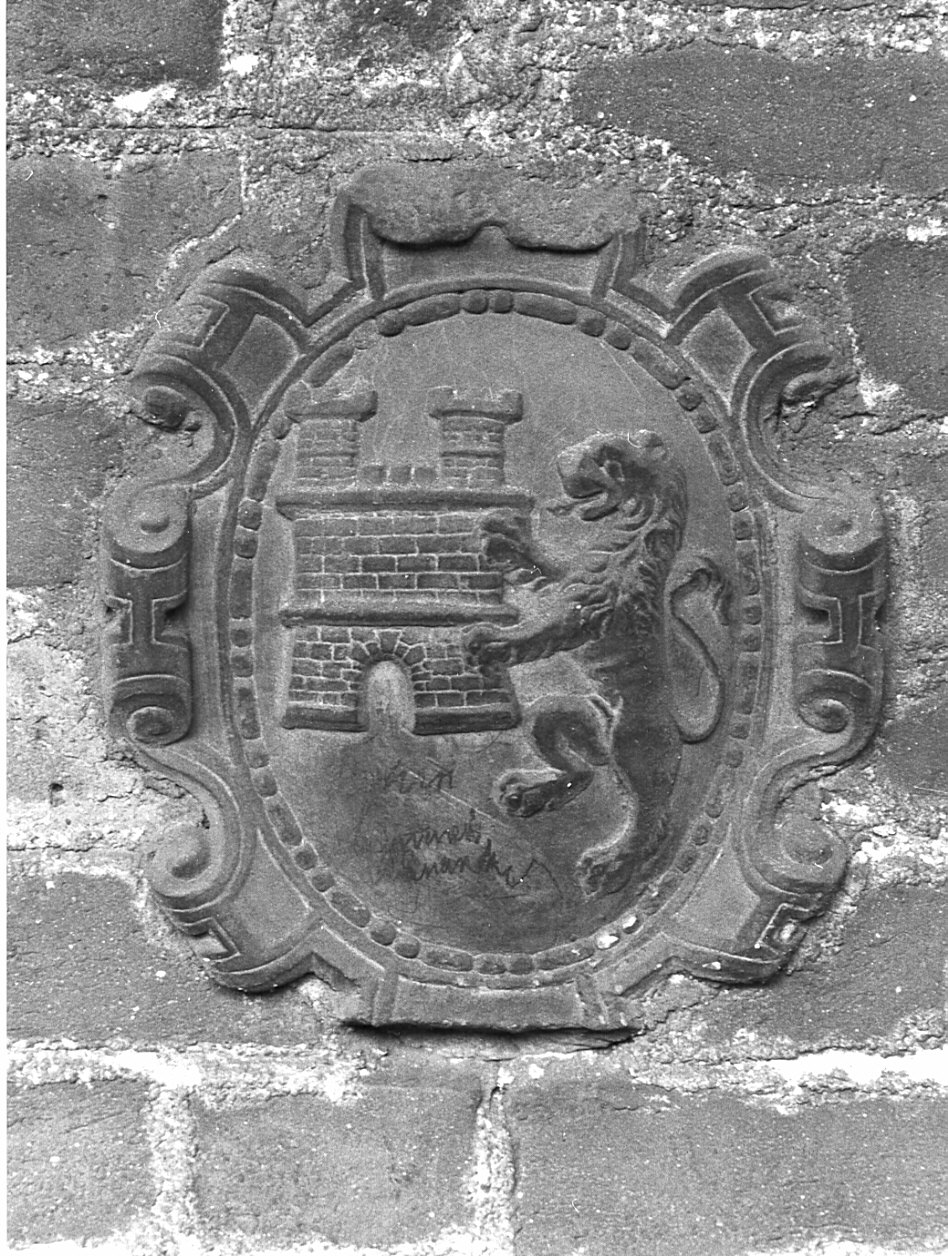 stemma nobiliare (rilievo, opera isolata) - bottega lombarda (sec. XVI)