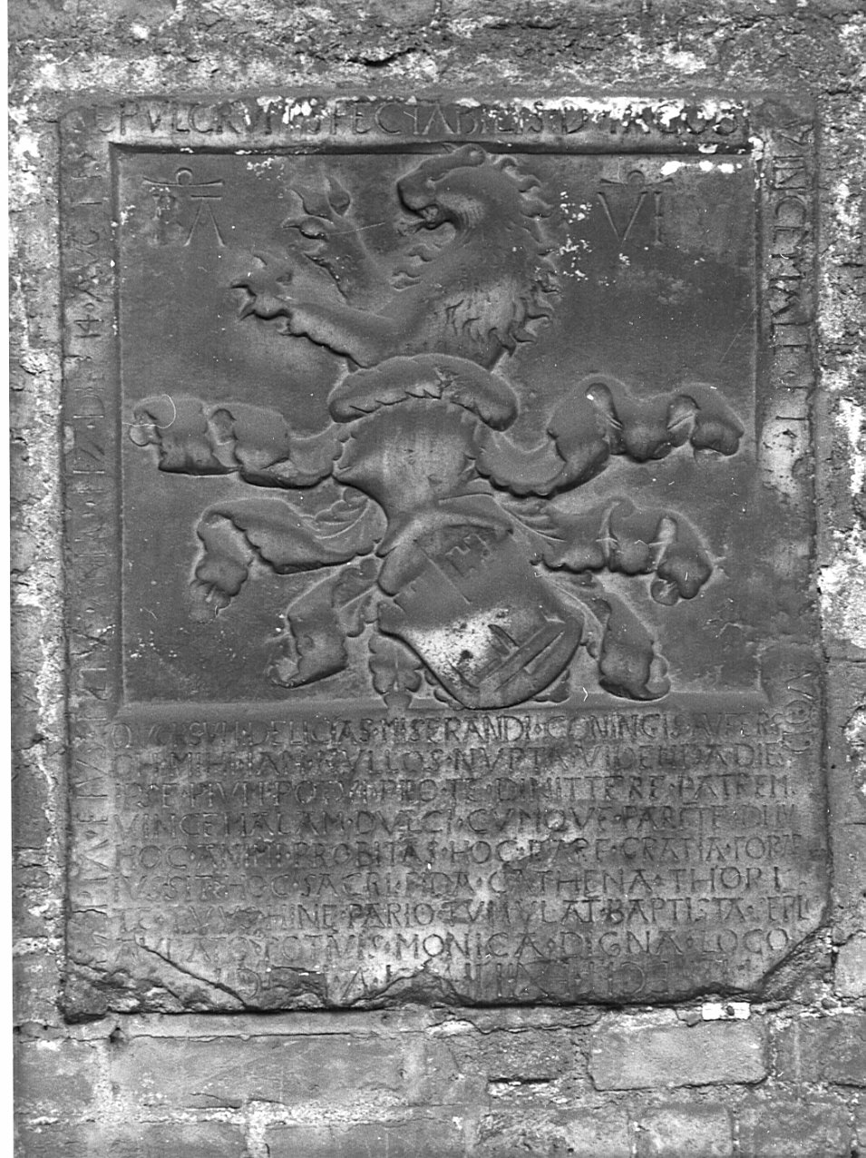 lapide tombale, opera isolata - bottega lombarda (sec. XV)