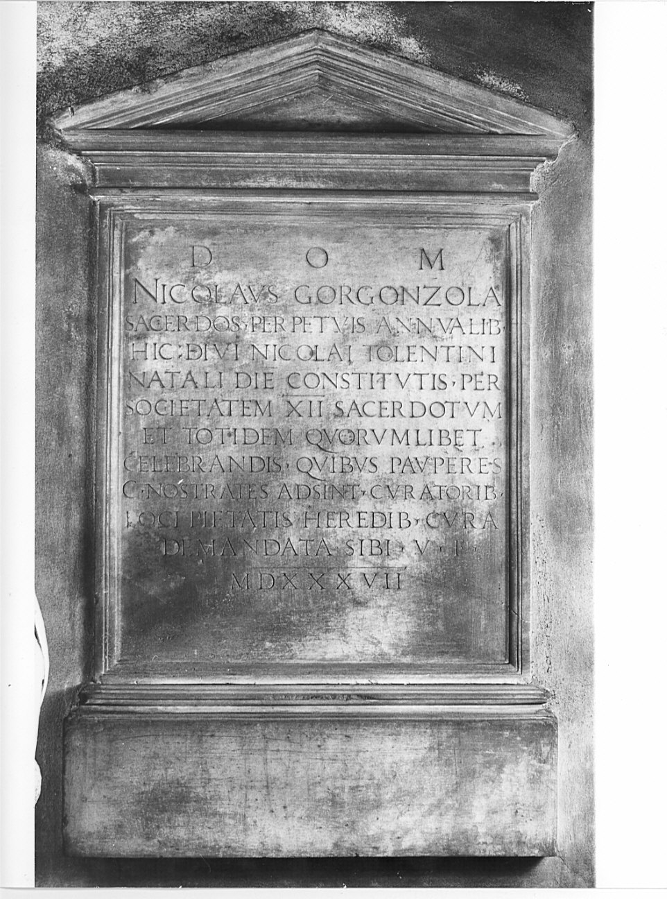 lapide tombale, opera isolata - bottega lombarda (sec. XVI)