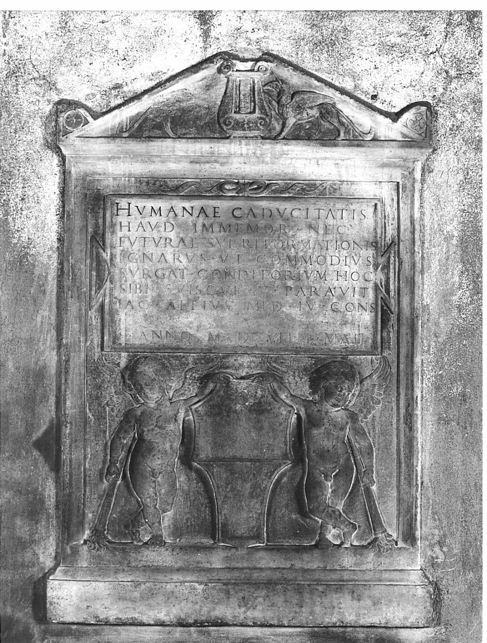 lapide tombale, opera isolata - bottega lombarda (sec. XVI)