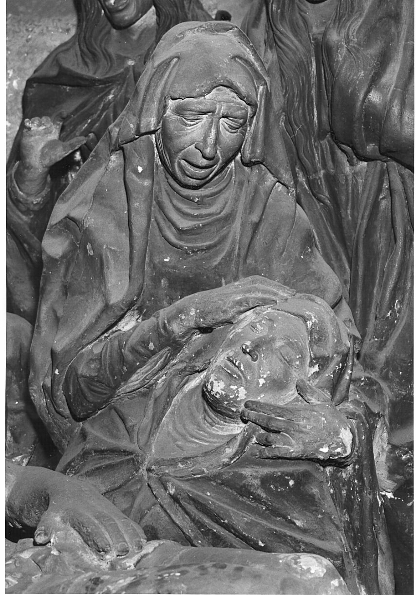 Madonna Addolorata piangente e pia donna (statua, elemento d'insieme) di Fonduti Agostino (sec. XV)
