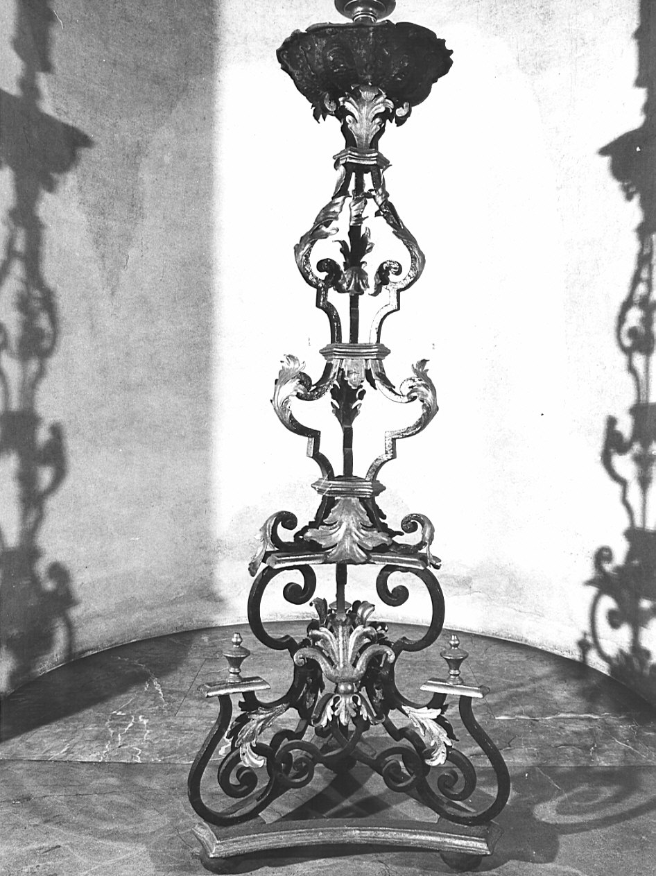 torciera, opera isolata - bottega lombarda (sec. XVIII)