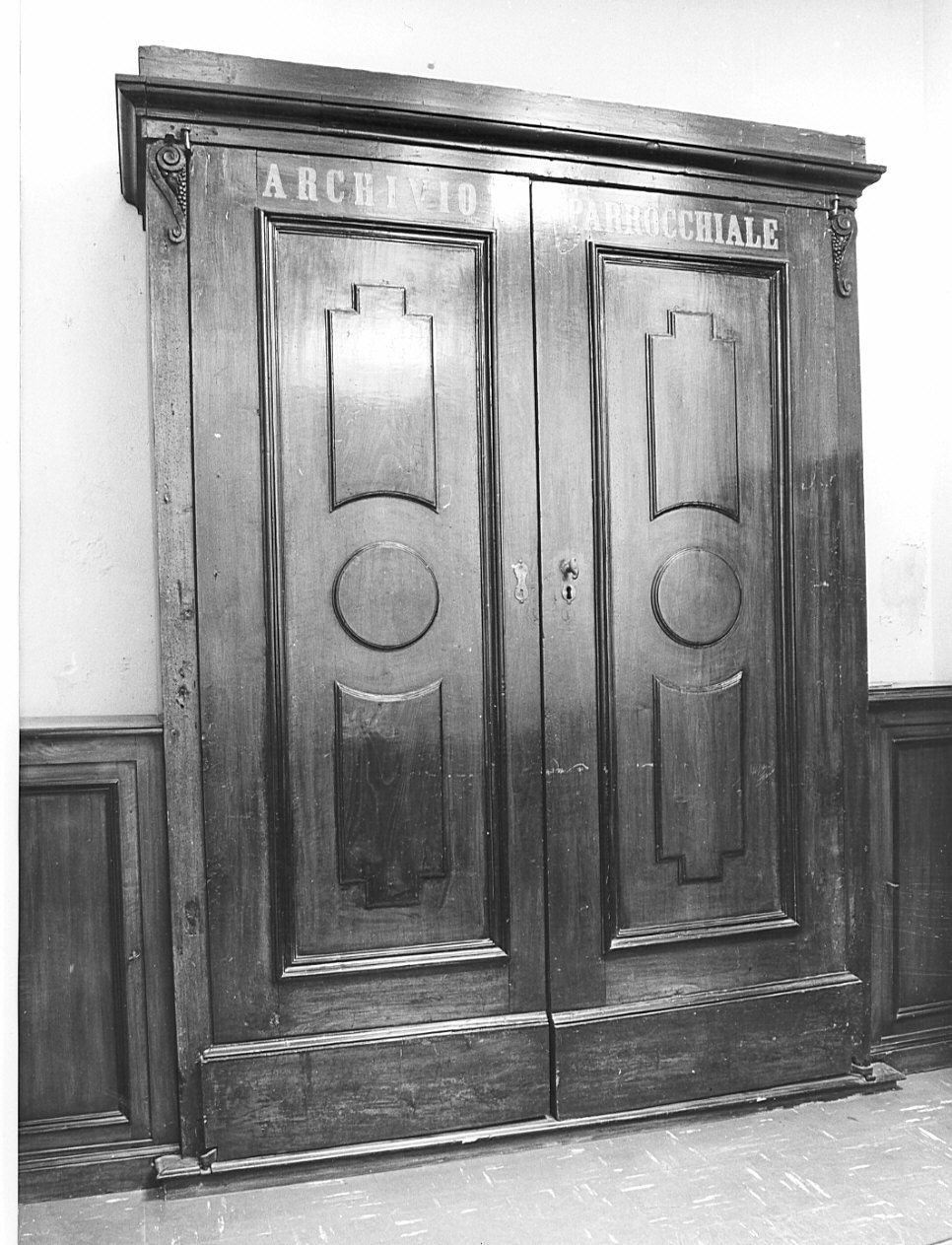 armadio, opera isolata - bottega lombarda (sec. XIX)