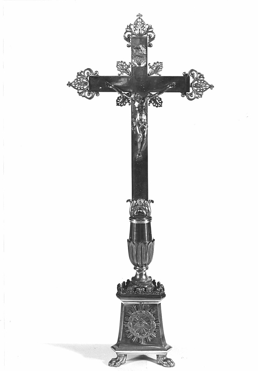 croce d'altare, opera isolata - bottega lombarda (prima metà sec. XIX)