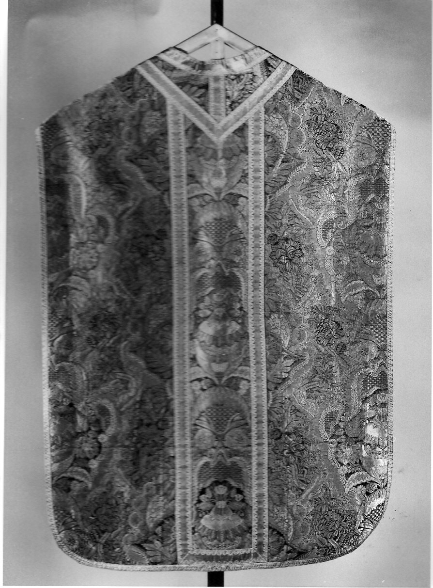 paramento liturgico, insieme - manifattura lombarda (primo quarto sec. XVIII)