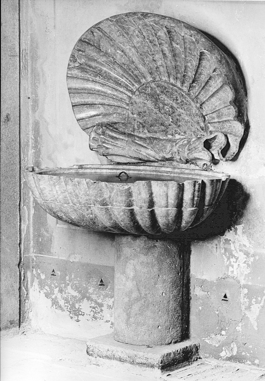 vasca battesimale, opera isolata di Fossati Giuseppe, Fossati Cristoforo (sec. XVIII)