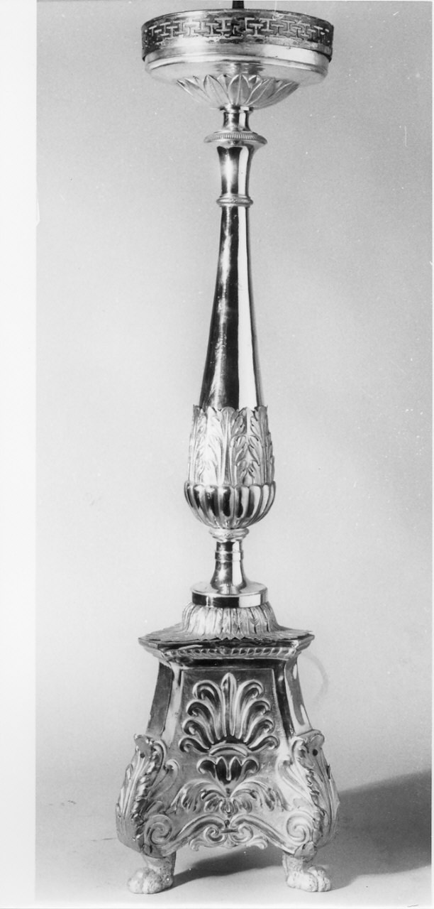 candeliere d'altare, serie - bottega italiana (sec. XX)