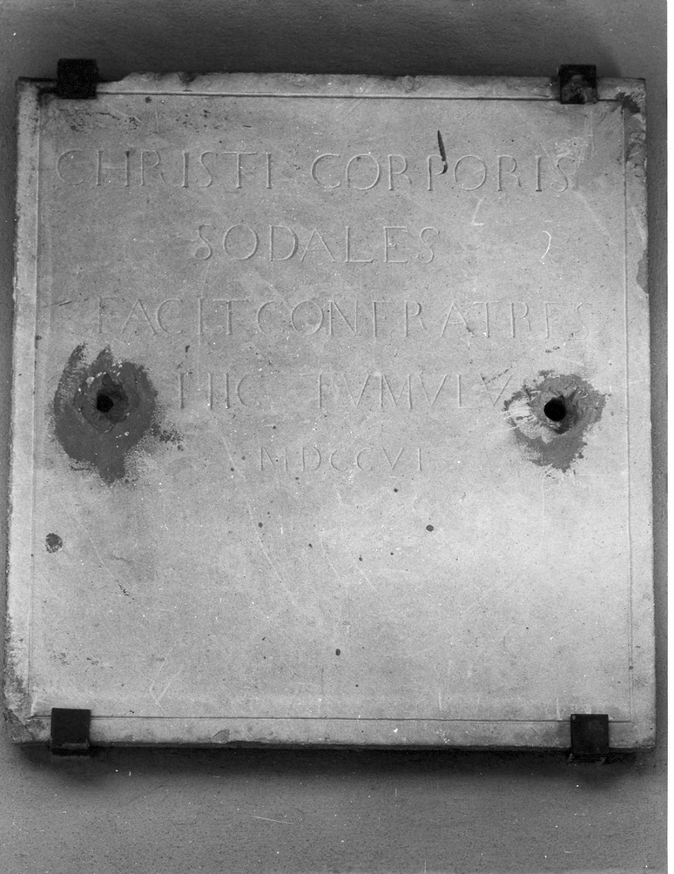 lastra tombale, opera isolata - bottega italiana (sec. XVIII)