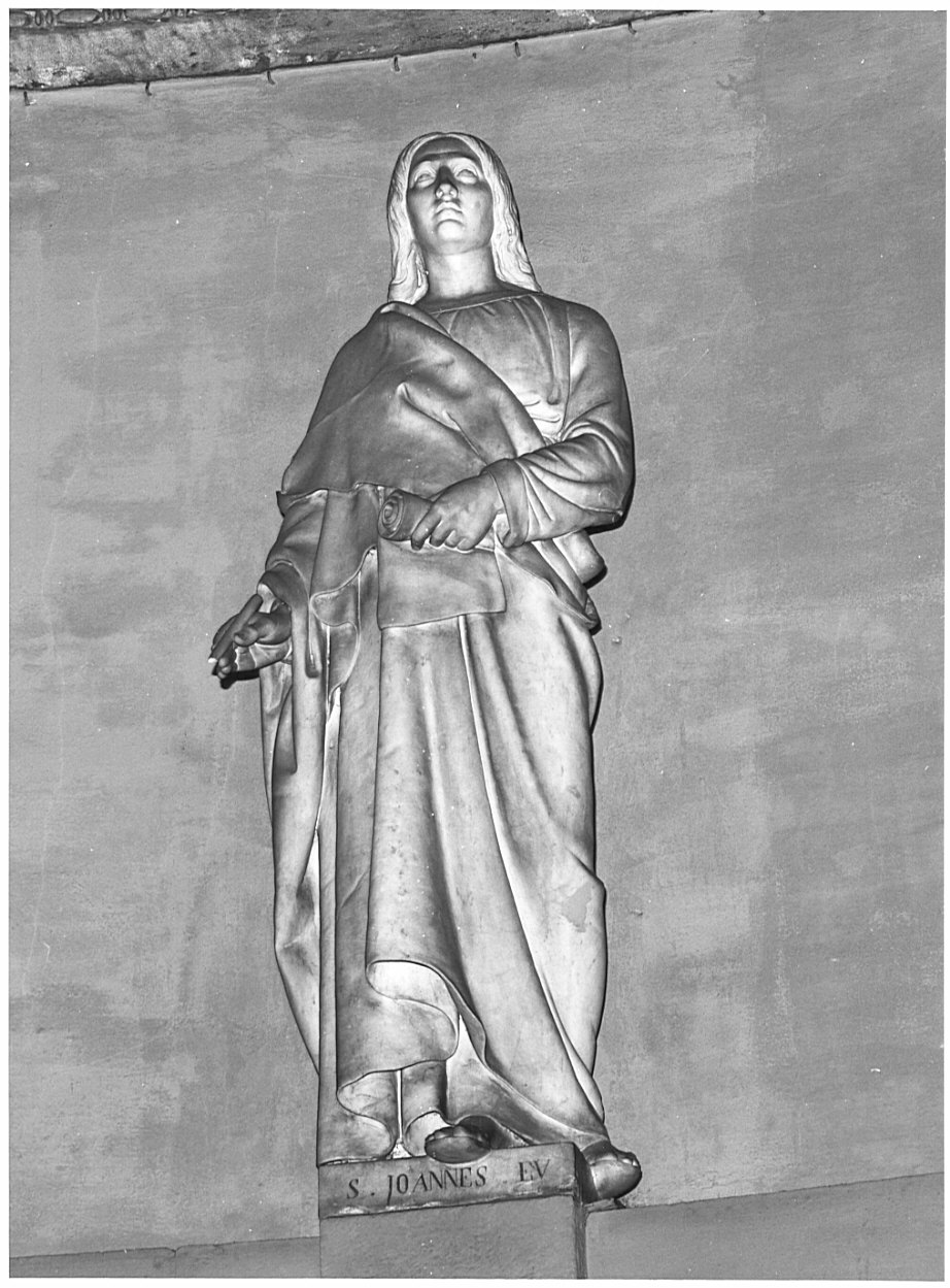 San Giovanni Evangelista (statua, elemento d'insieme) di Marchesi Pompeo (scuola), Bellora Giovanni (attribuito) (metà sec. XIX)