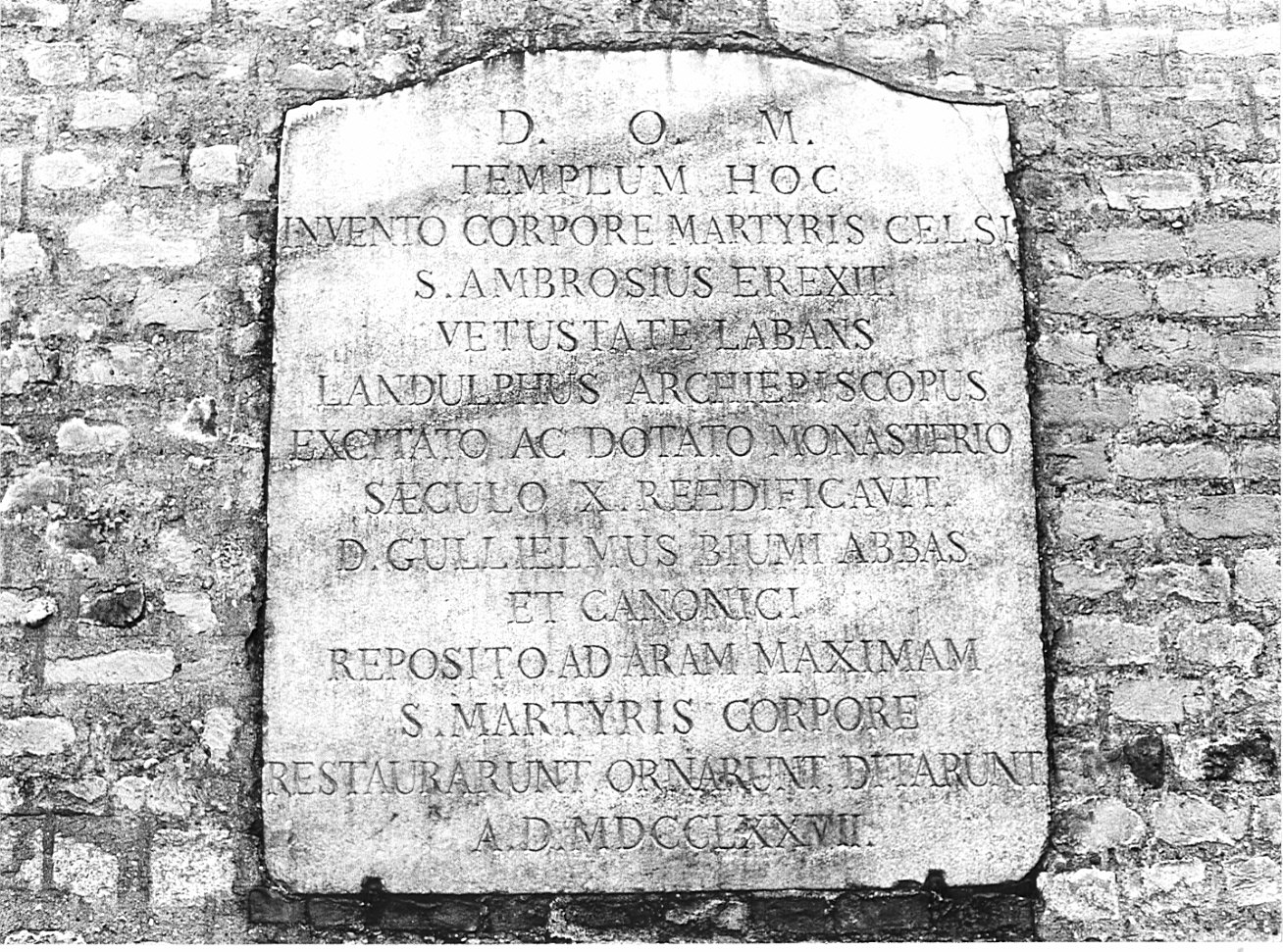 lapide documentaria, opera isolata - bottega lombarda (sec. XVIII)