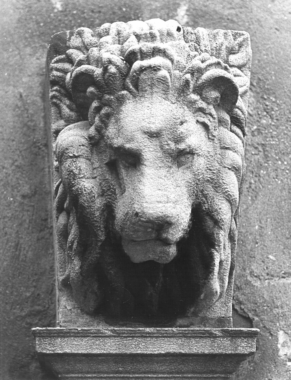 leone (scultura, opera isolata) - bottega lombarda (sec. XVI)