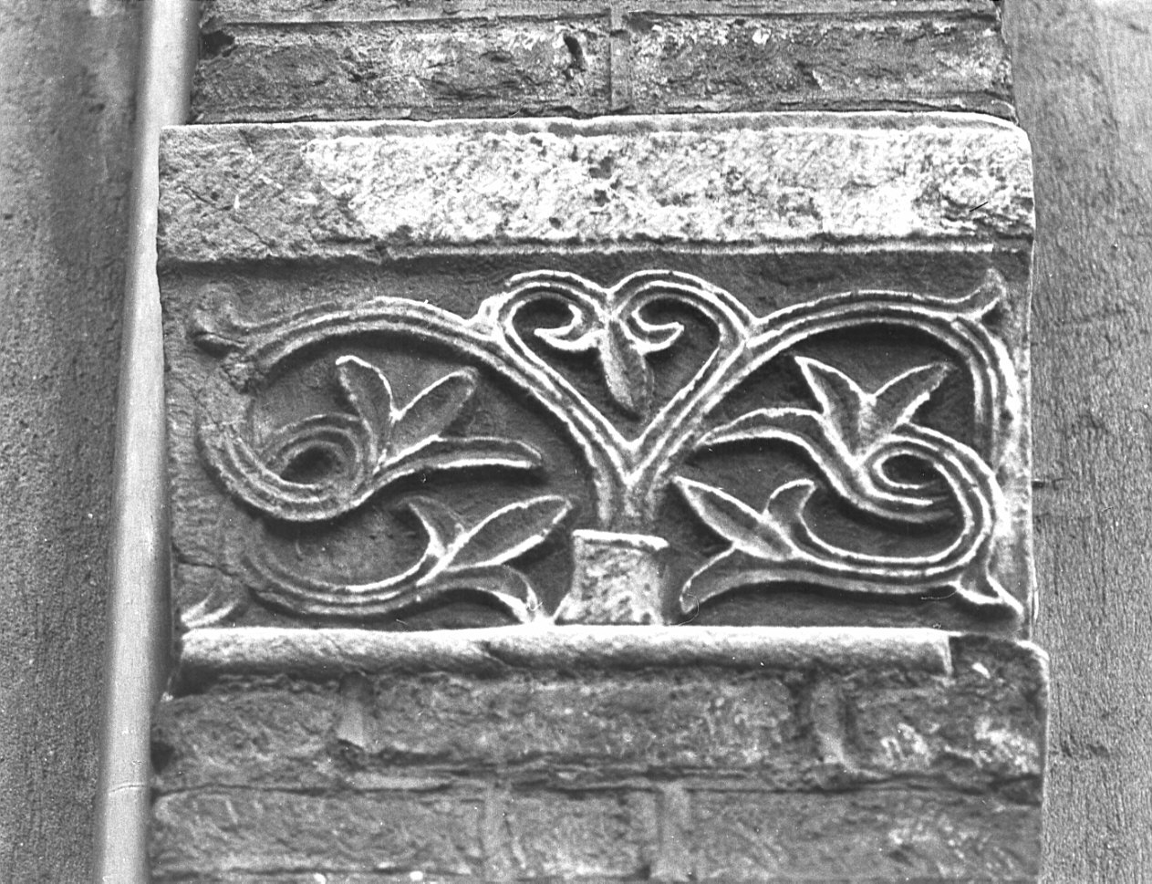 rilievo, frammento - bottega lombarda (sec. XII)