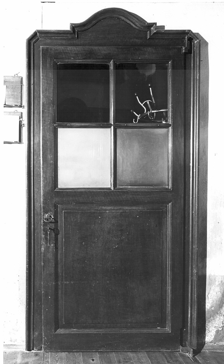 porta - ad un battente, serie - bottega lombarda (metà sec. XVIII)