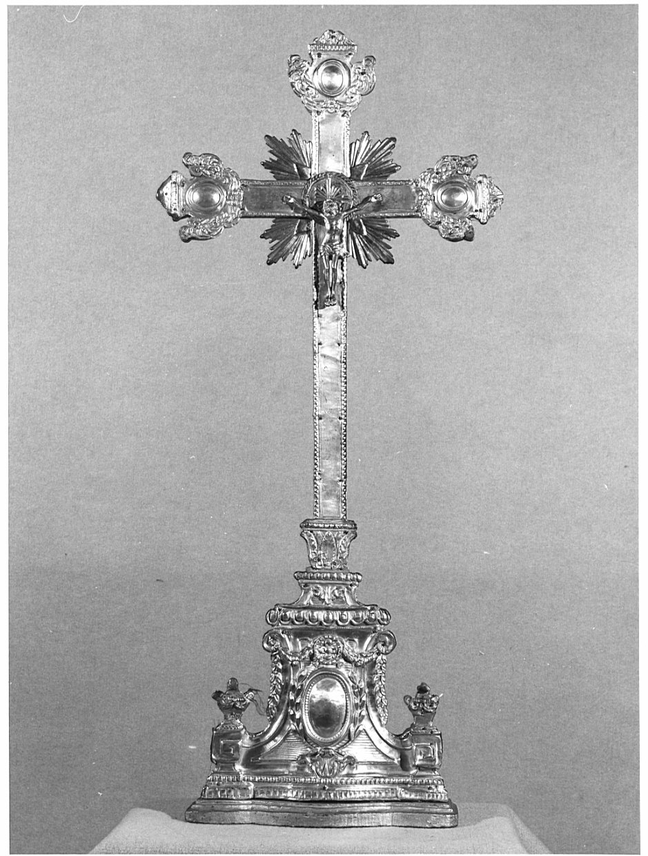 croce d'altare, opera isolata - bottega lombarda (prima metà sec. XIX)