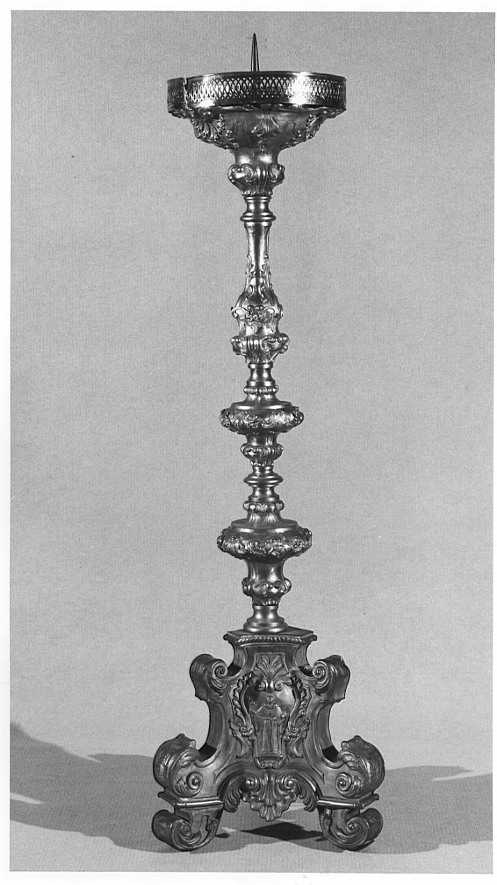 candeliere d'altare, serie - bottega lombarda (sec. XVIII)