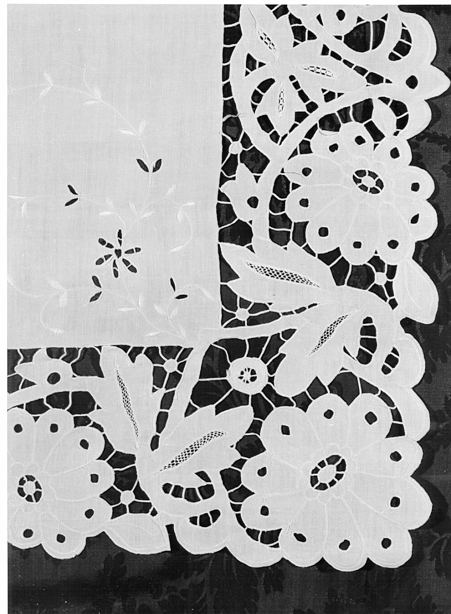 tovaglia d'altare, opera isolata - manifattura italiana (fine/inizio secc. XIX/ XX)