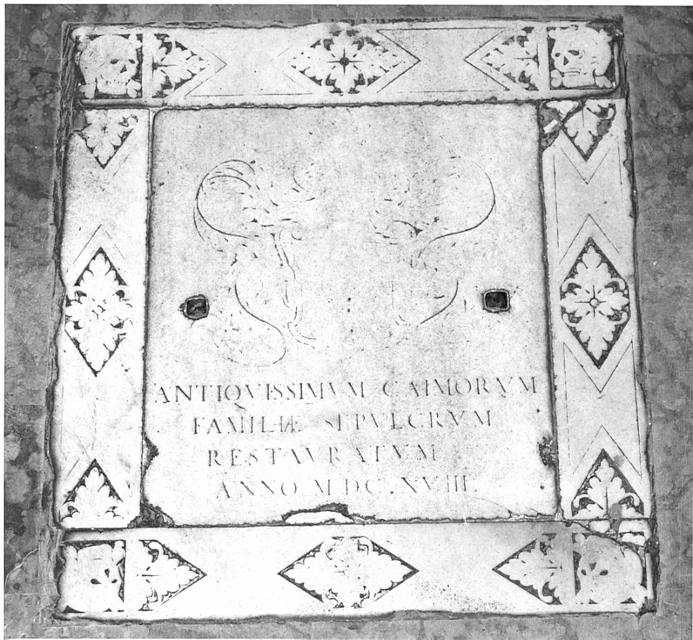 lapide funeraria terragna della famiglia Caimi (lapide tombale, opera isolata) - bottega lombarda (sec. XVII)