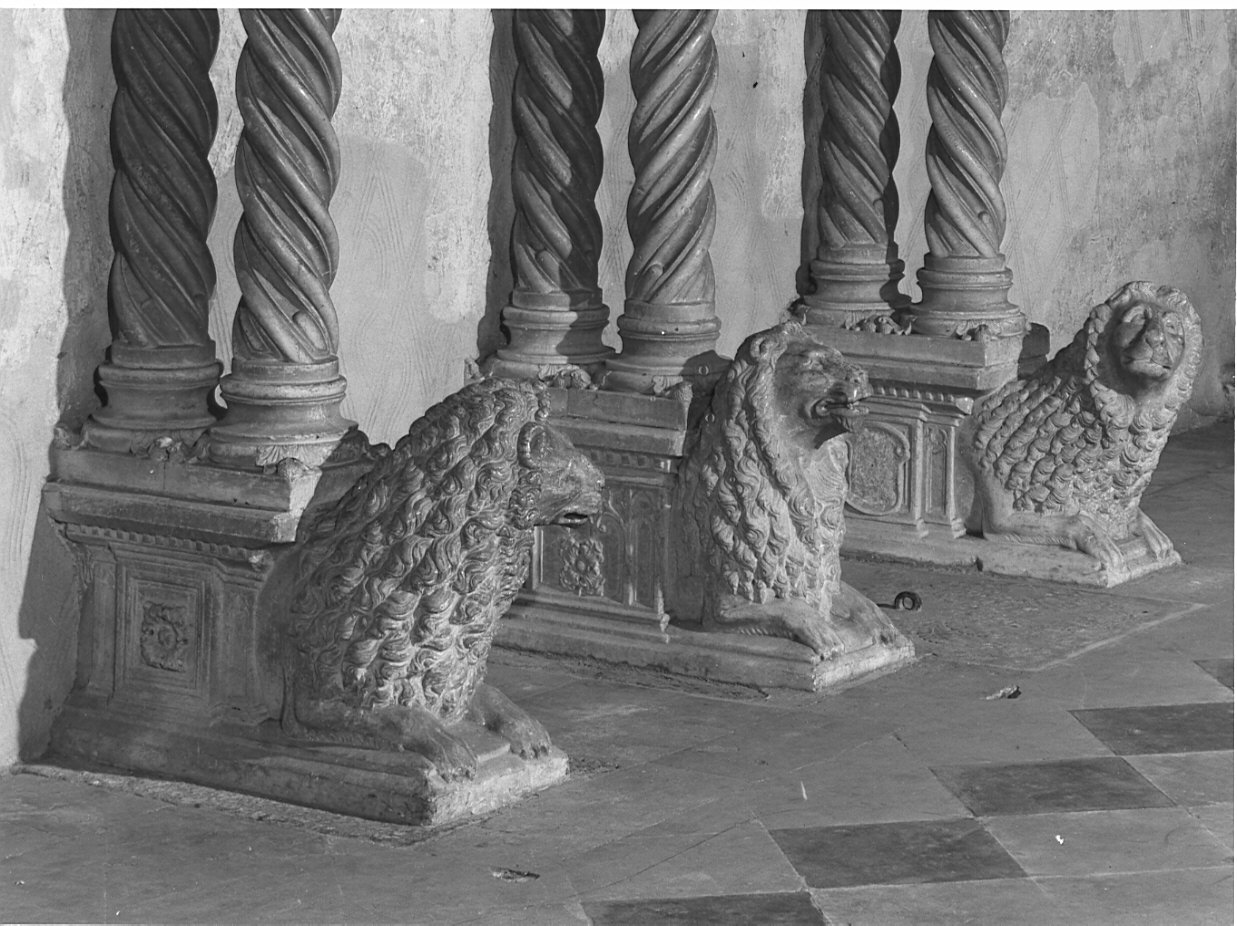 colonna tortile, elemento d'insieme di Iacopino da Tradate (attribuito) (sec. XV)
