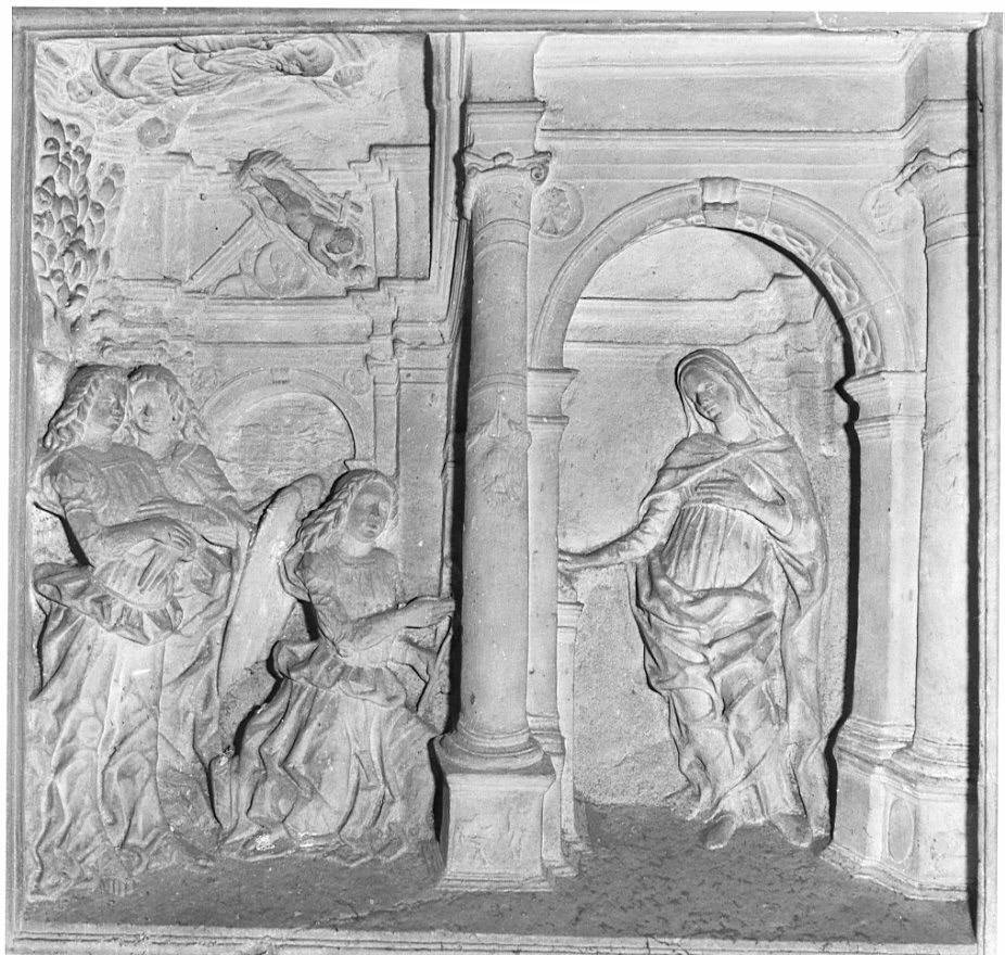 Annunciazione (rilievo, elemento d'insieme) di Cazzaniga Tommaso (attribuito), Briosco Benedetto detto Benedetto Pavese (attribuito) (sec. XV)