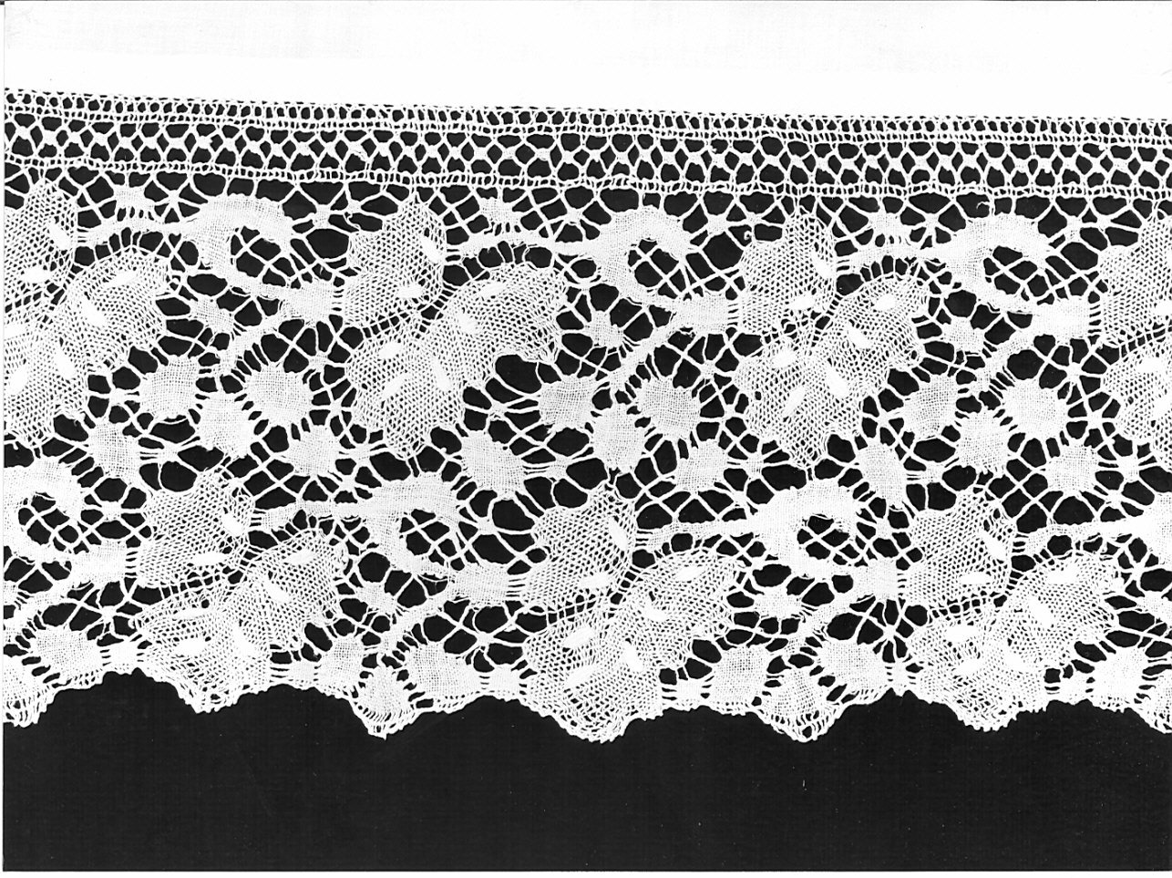 camice ecclesiastico, opera isolata - manifattura italiana (primo quarto sec. XX)