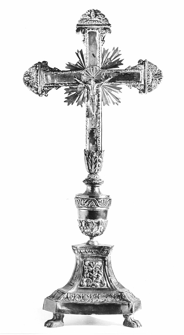 croce d'altare, opera isolata - bottega lombarda (fine/inizio secc. XVIII/ XIX)