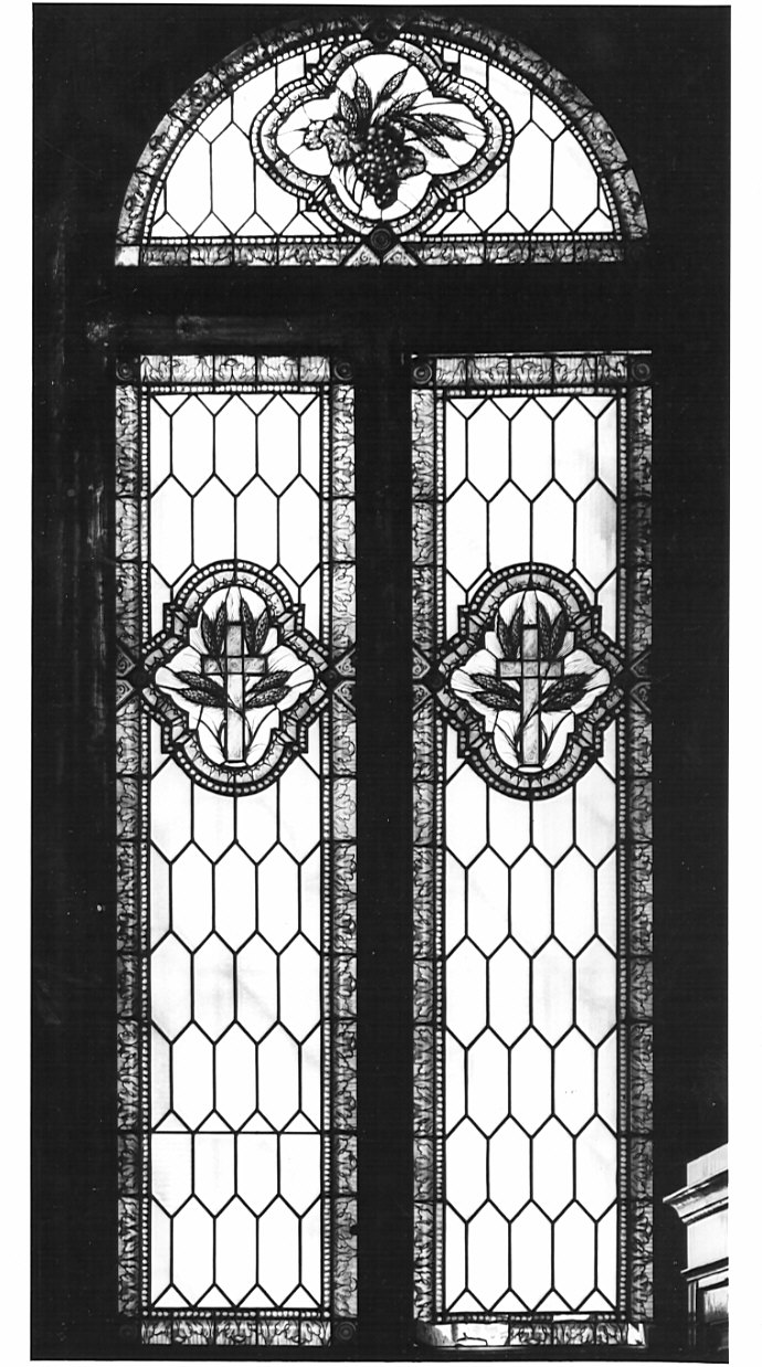 motivi decorativi (vetrata, opera isolata) - bottega italiana (prima metà sec. XX)