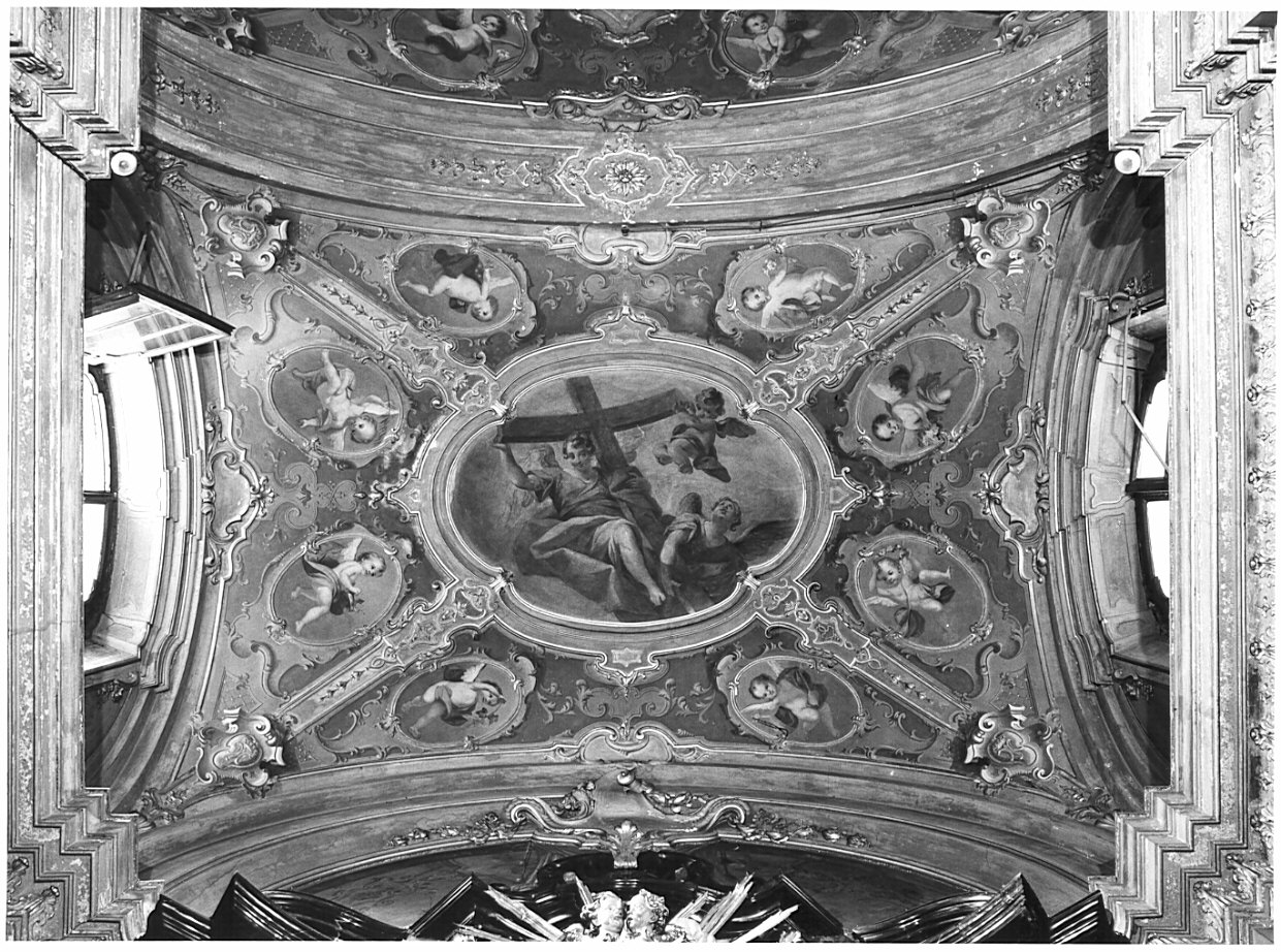 angeli sorreggenti la croce (dipinto, elemento d'insieme) di Cucchi Giovanni Antonio (attribuito) (prima metà sec. XVIII)