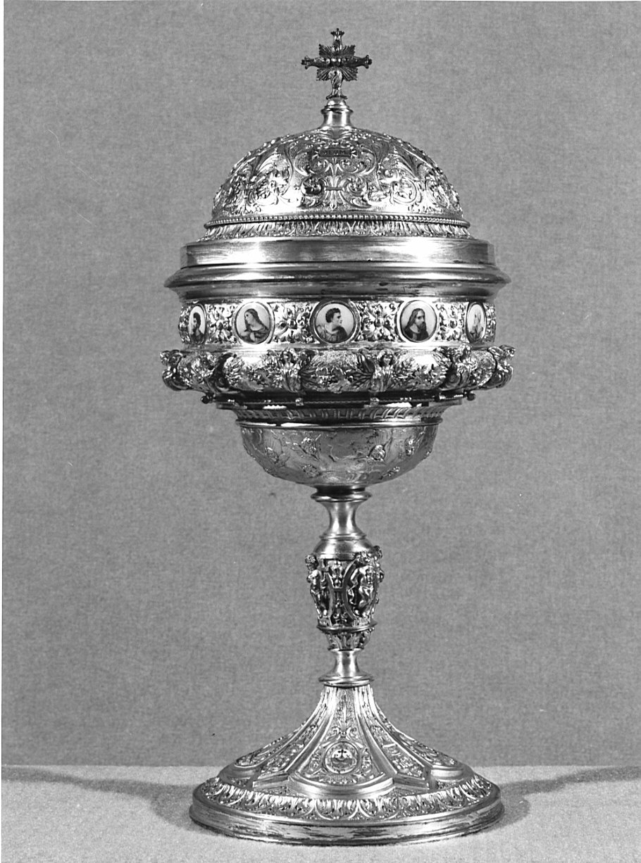 pisside, opera isolata di Tavazzano P (attribuito) (sec. XX)