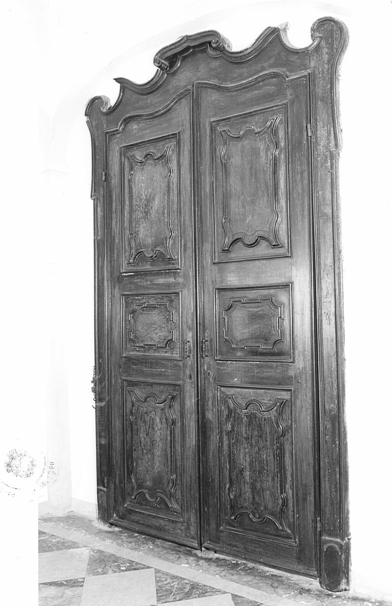 porta - a due battenti, opera isolata - bottega lombarda (secondo quarto sec. XVIII)