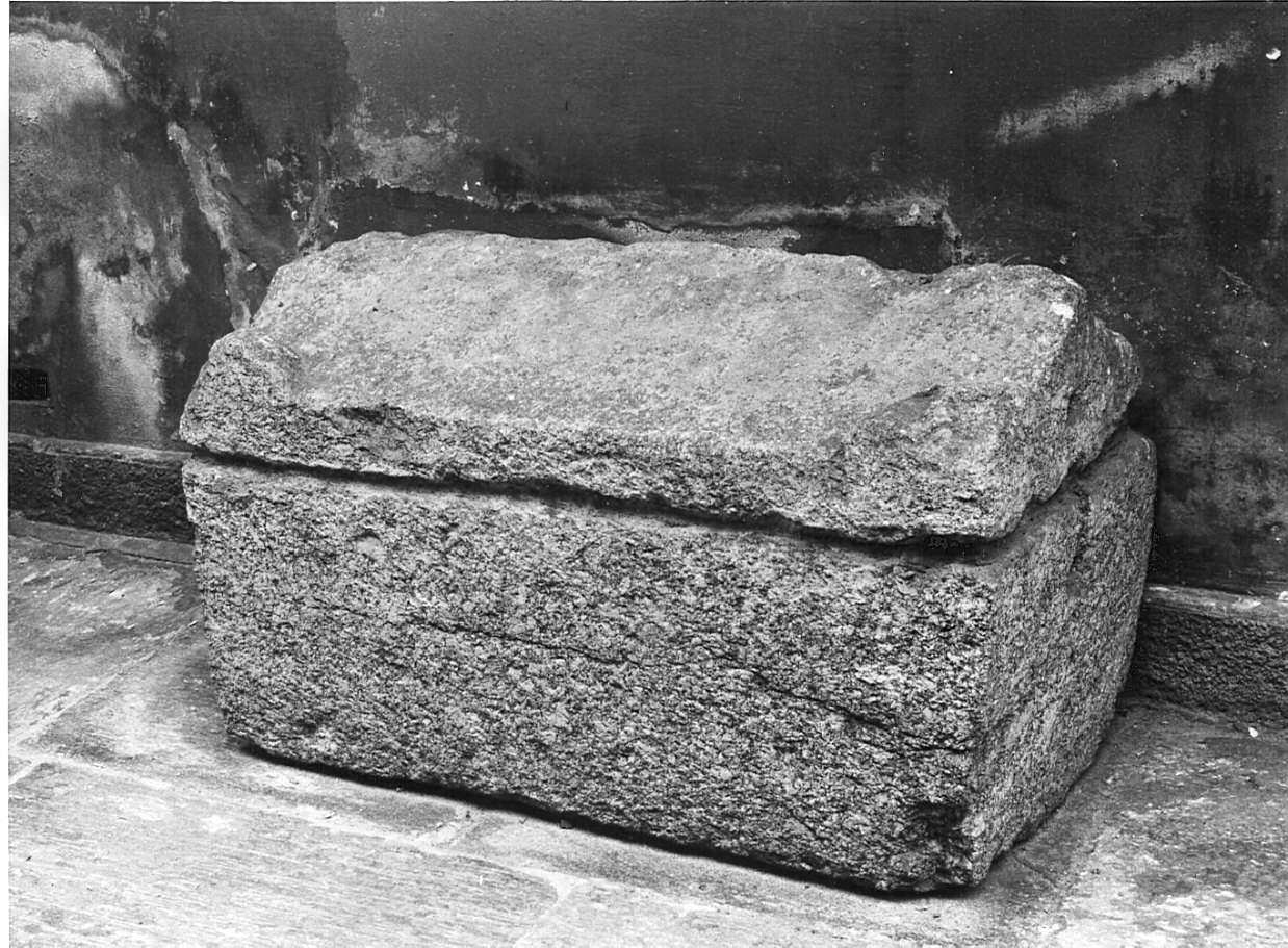 sarcofago con coperchio, opera isolata - bottega lombarda (sec. XIII)