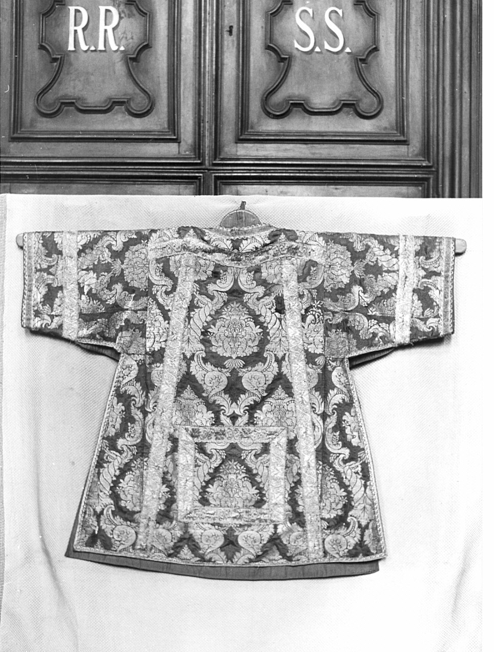 paramento liturgico - in terzo, insieme - manifattura lombarda (sec. XVIII)