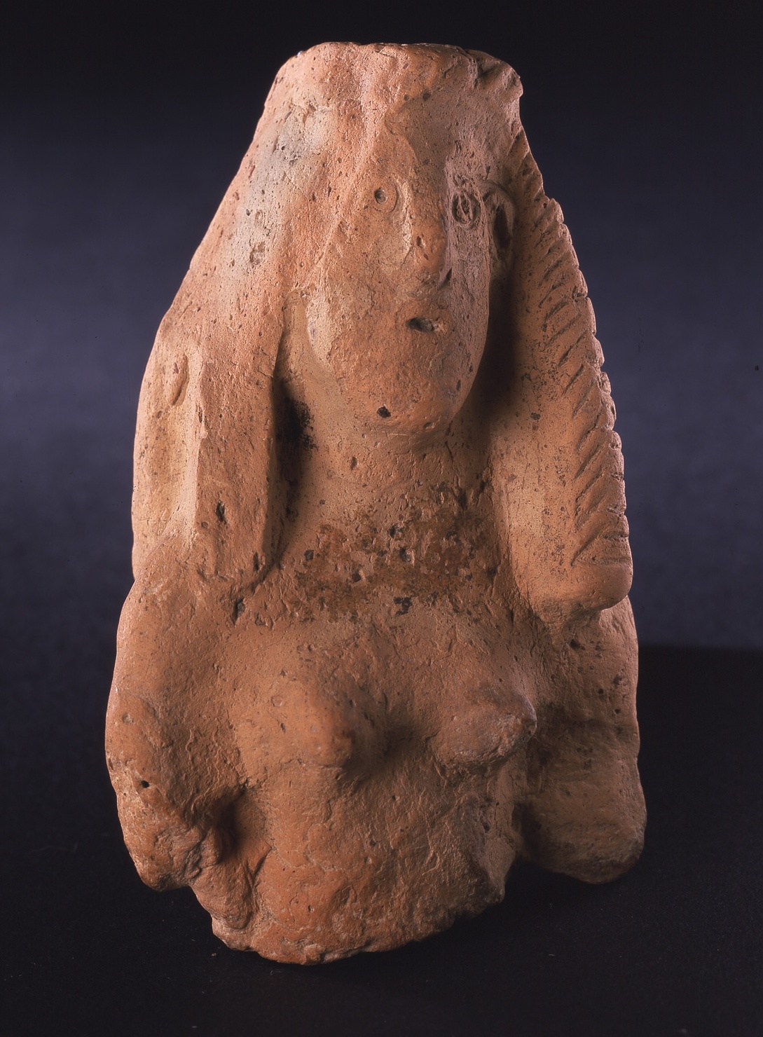 busto femminile (statuetta, frammento) - manifattura dedalica (sec. VII a.C)