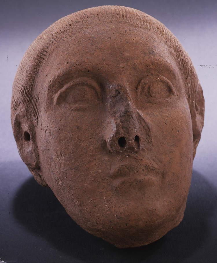 volto maschile (scultura, frammento) - manifattura etrusco italica (secc. IV a.C./ III a.C)