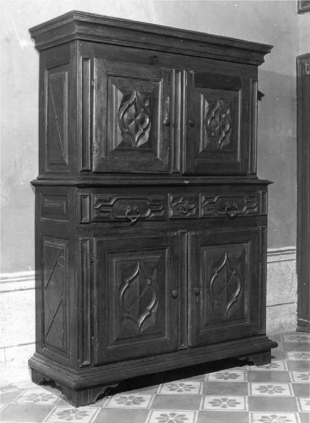 armadio, opera isolata - manifattura piemontese (fine sec. XVII)