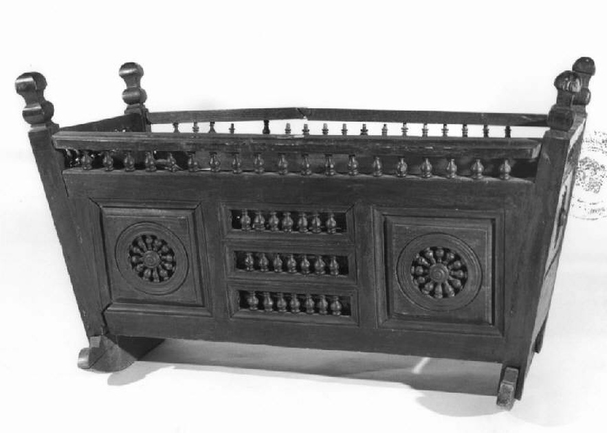 culla, opera isolata - produzione bretone (sec. XIX)