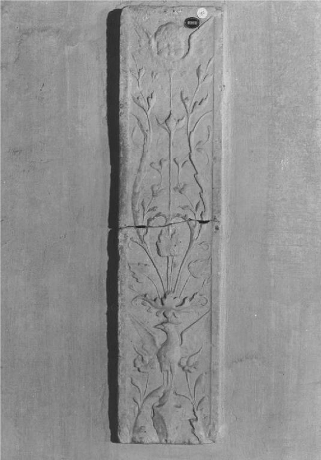 motivi decorativi a candelabra (lesena, frammento) - produzione lombarda (fine sec. XIV)